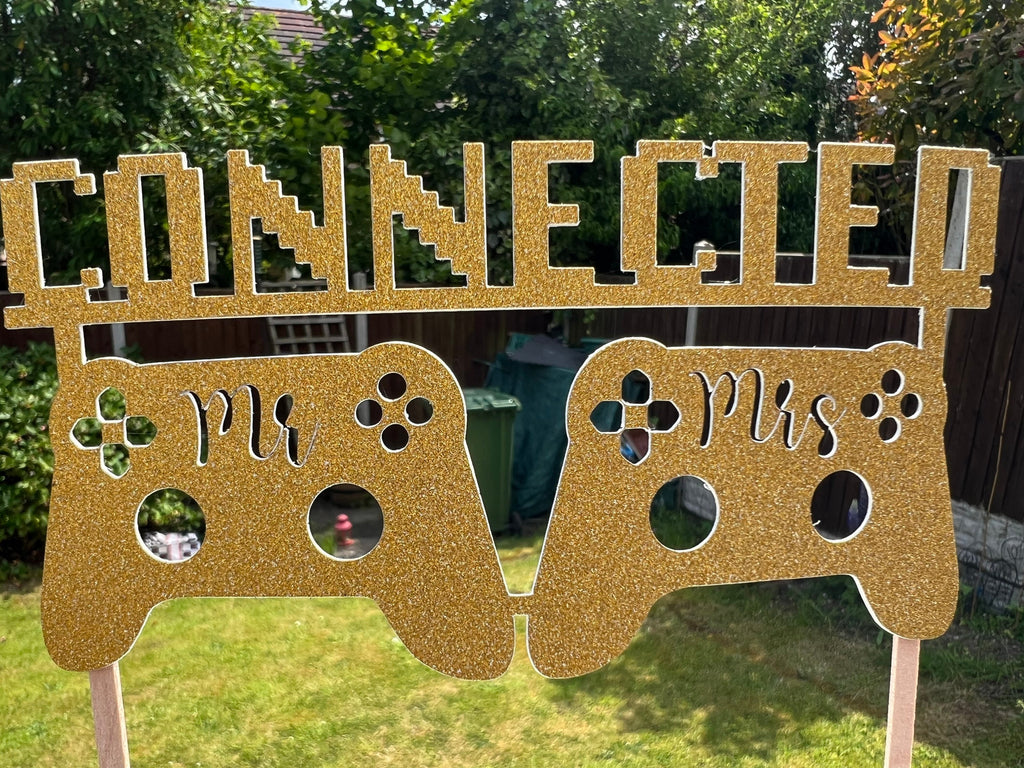 Gamer Wedding Cake Topper